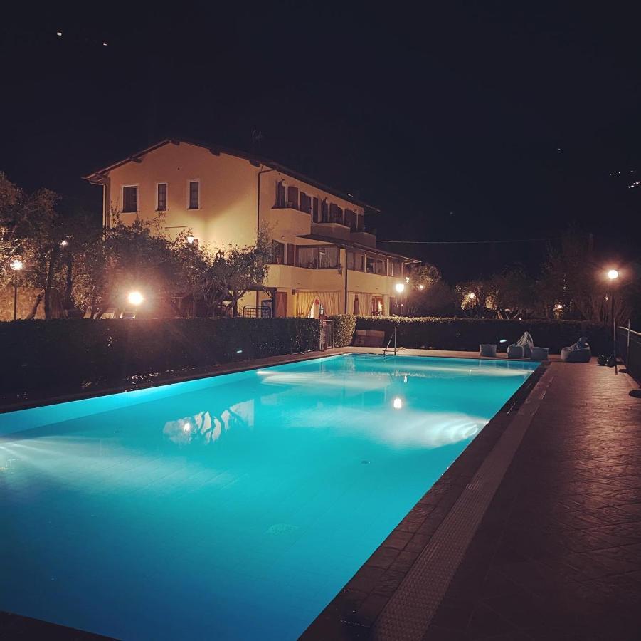 Sotto Il Cielo Di Toscana Appartamenti In Tenuta Only Adults No Pet Camaiore Luaran gambar